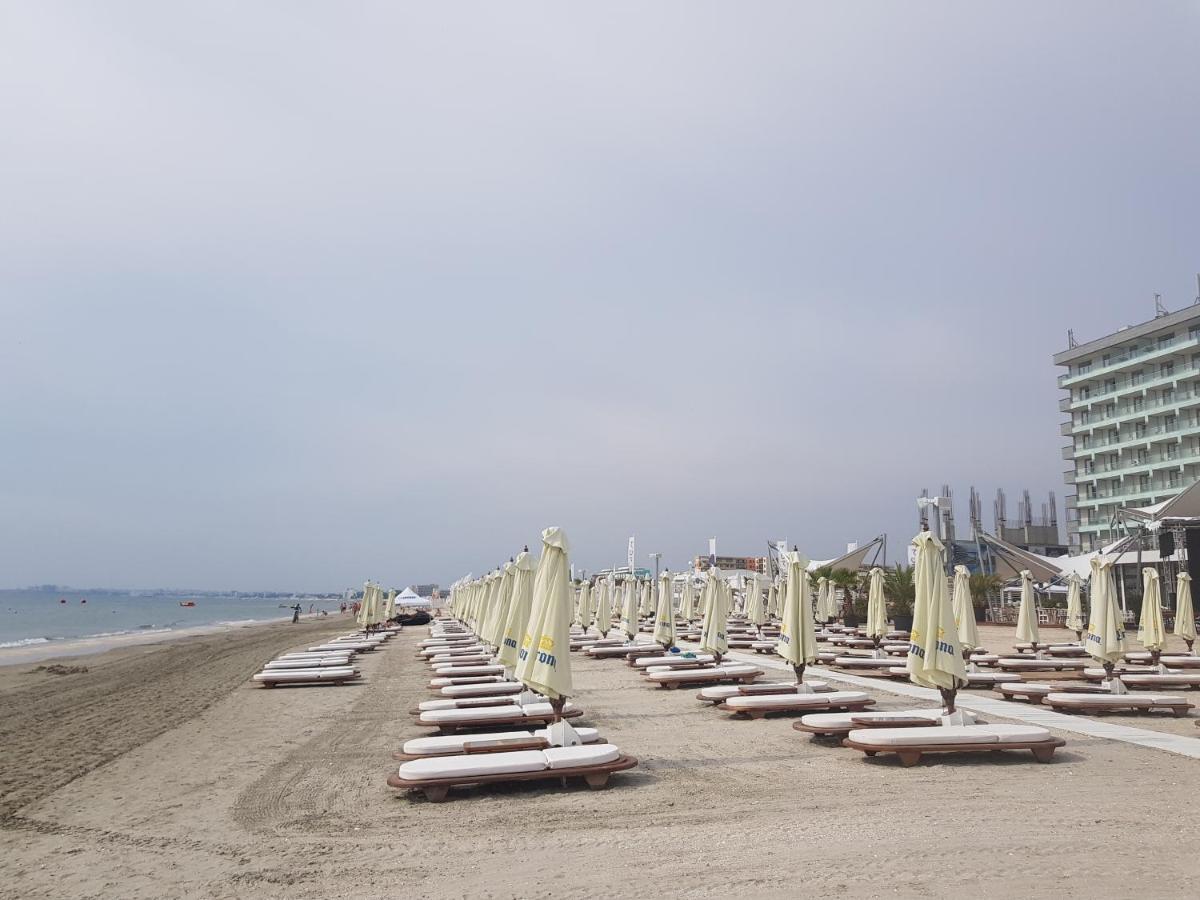911 Cazare Mamaia Exterior foto
